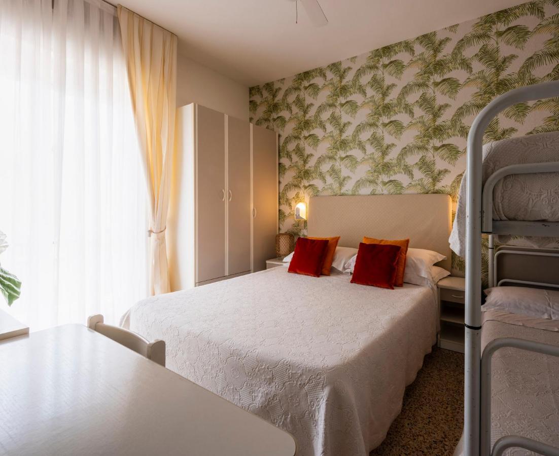 Hotel Maarea Milano Marittima Kültér fotó