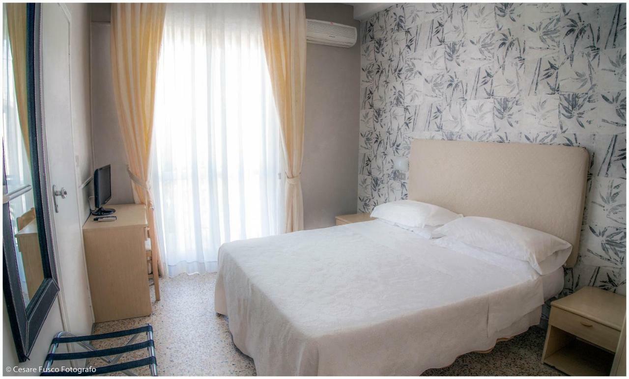 Hotel Maarea Milano Marittima Kültér fotó